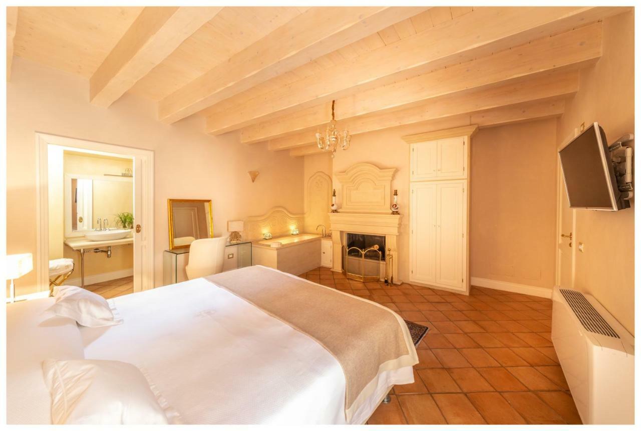 Boutique - Lodge & Suites Crotone Ngoại thất bức ảnh