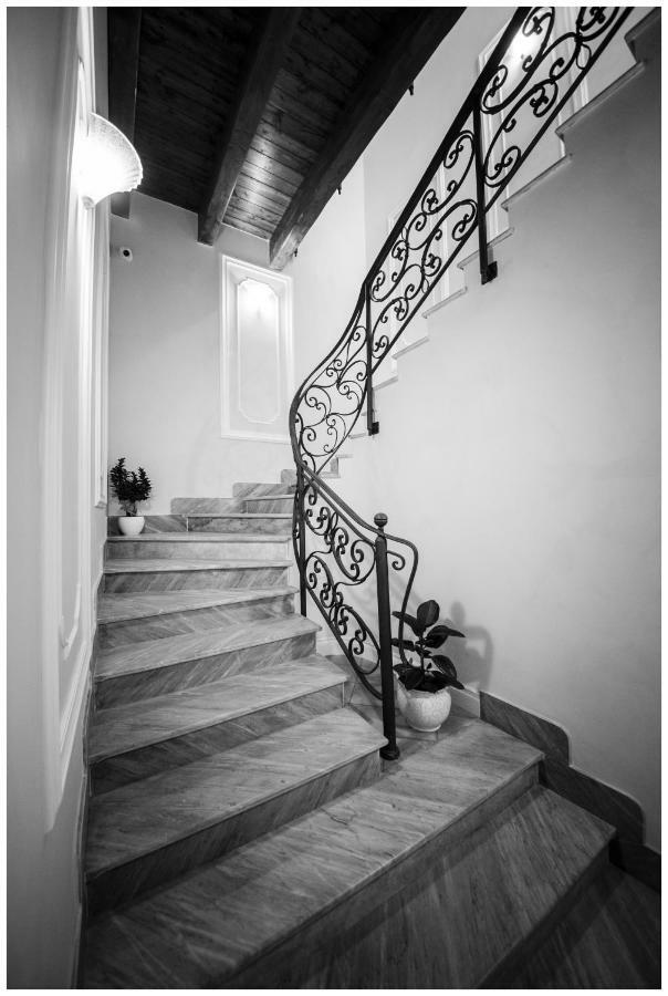 Boutique - Lodge & Suites Crotone Ngoại thất bức ảnh