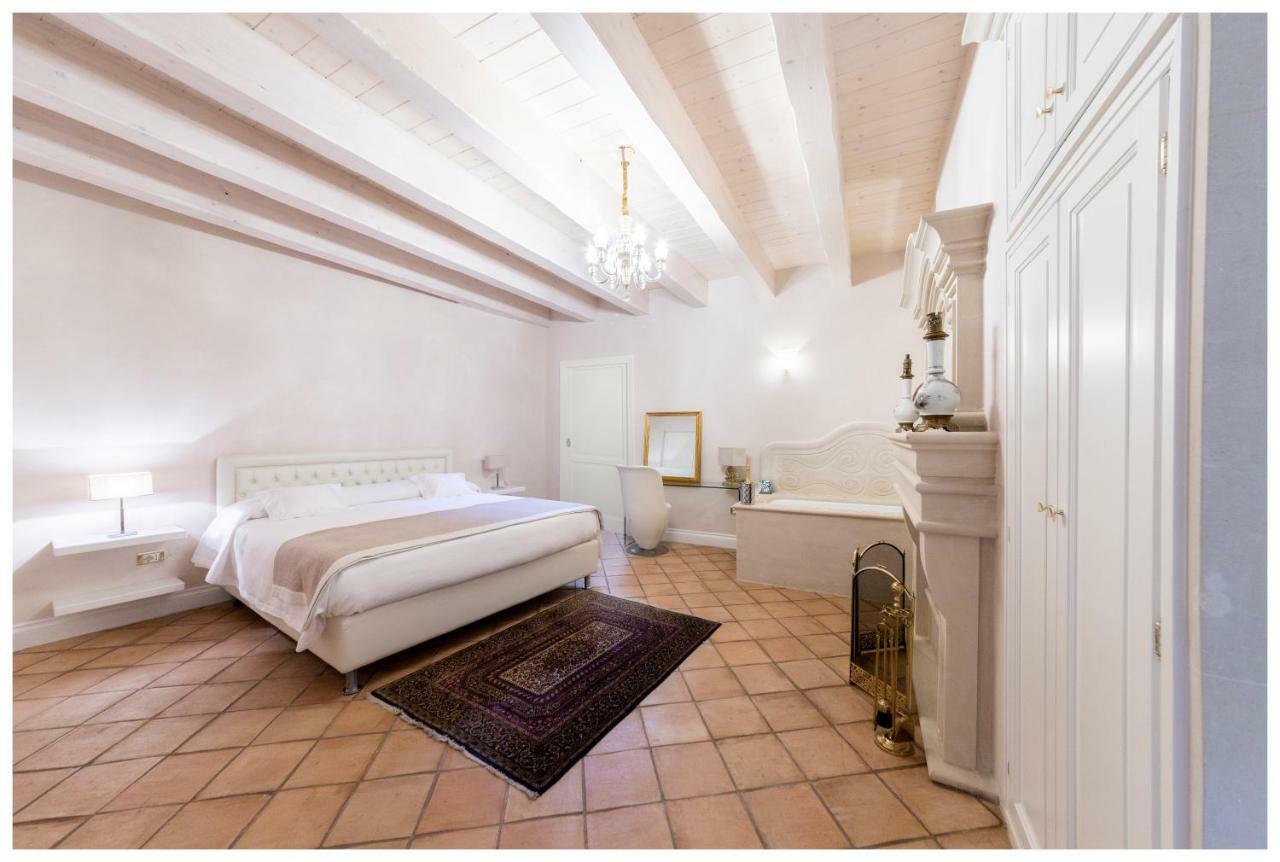 Boutique - Lodge & Suites Crotone Ngoại thất bức ảnh